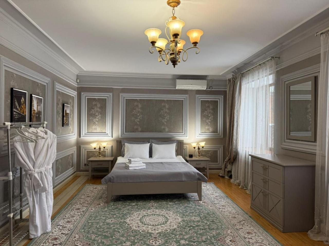 Turan Semey Grand Hotel Экстерьер фото